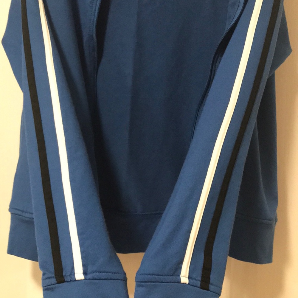 Blue Track Jacket 🏃♀️ - Picture 6 of 12